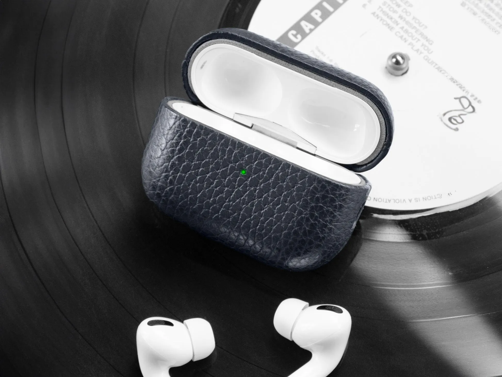 112 AirPods Pro Case | Pebbled