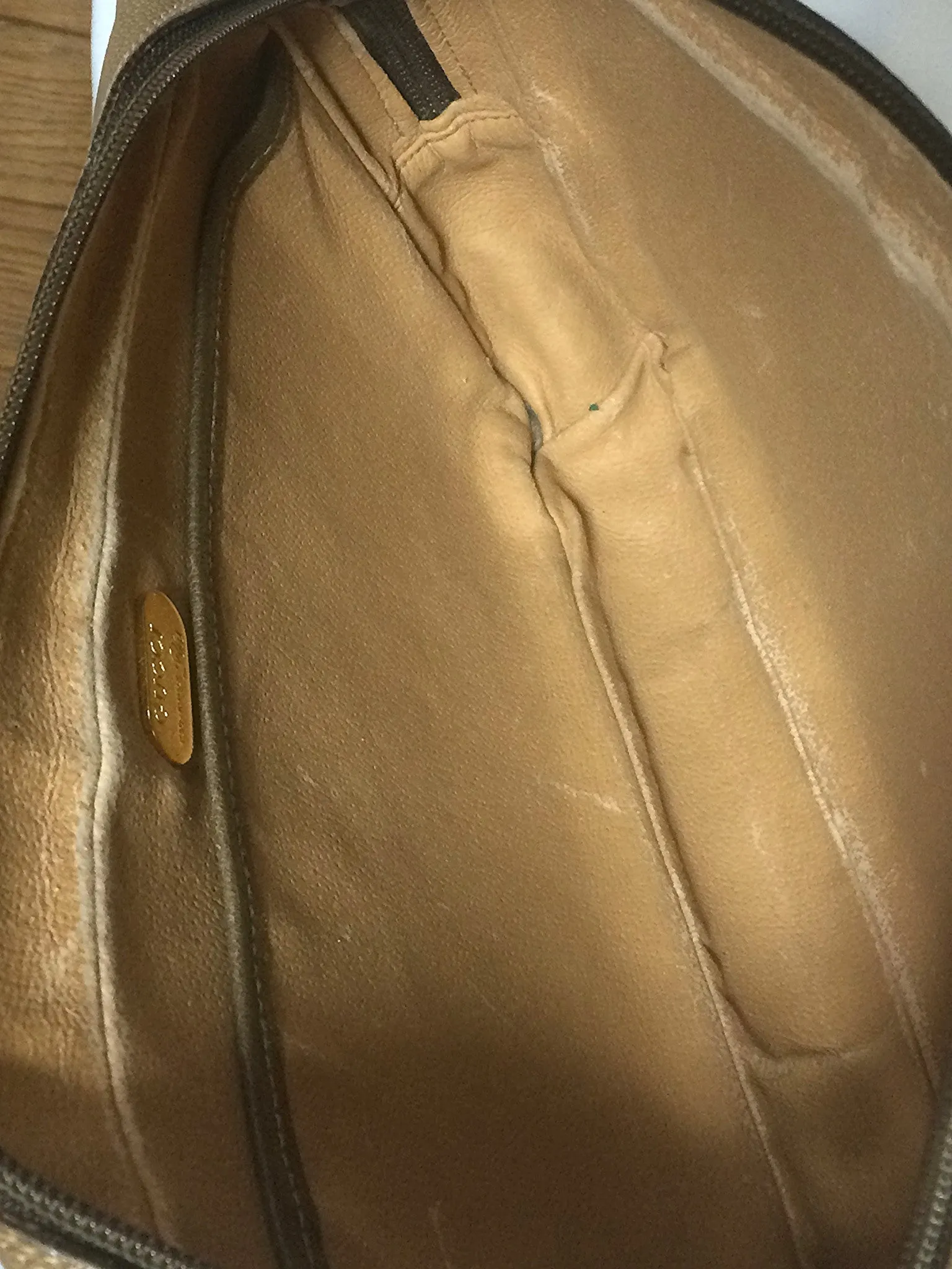80's vintage Gucci Plus beige monogram large size makeup case, toiletry pouch, purse with golden logo plate. Unisex use