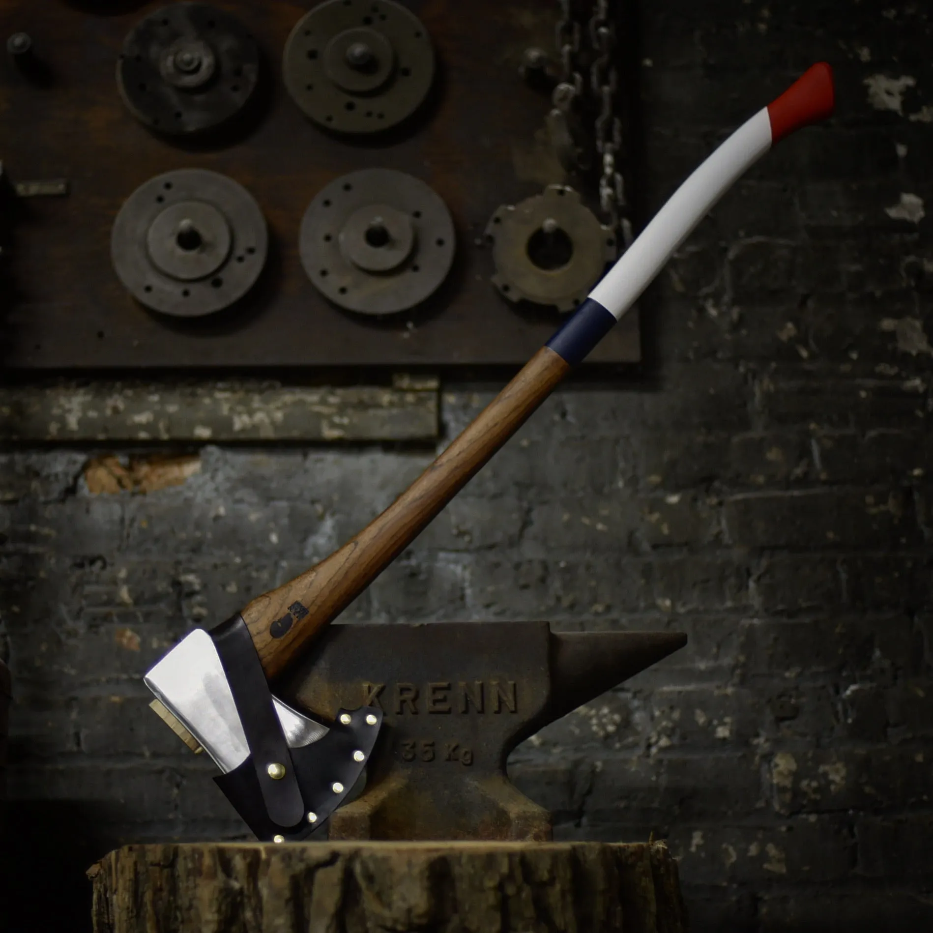 AMERICAN Felling Axe