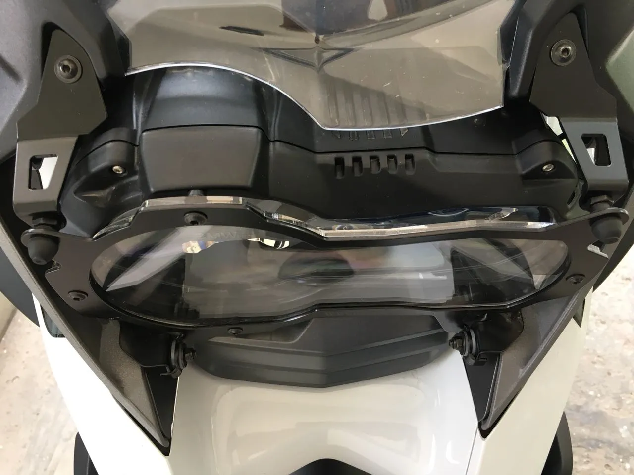 BMW R1200GSA Protection - Headlight Guard Foldable (Lexan Clear)