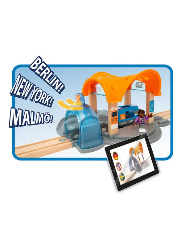 Brio Smart Tech Sound Action Tunnel Station