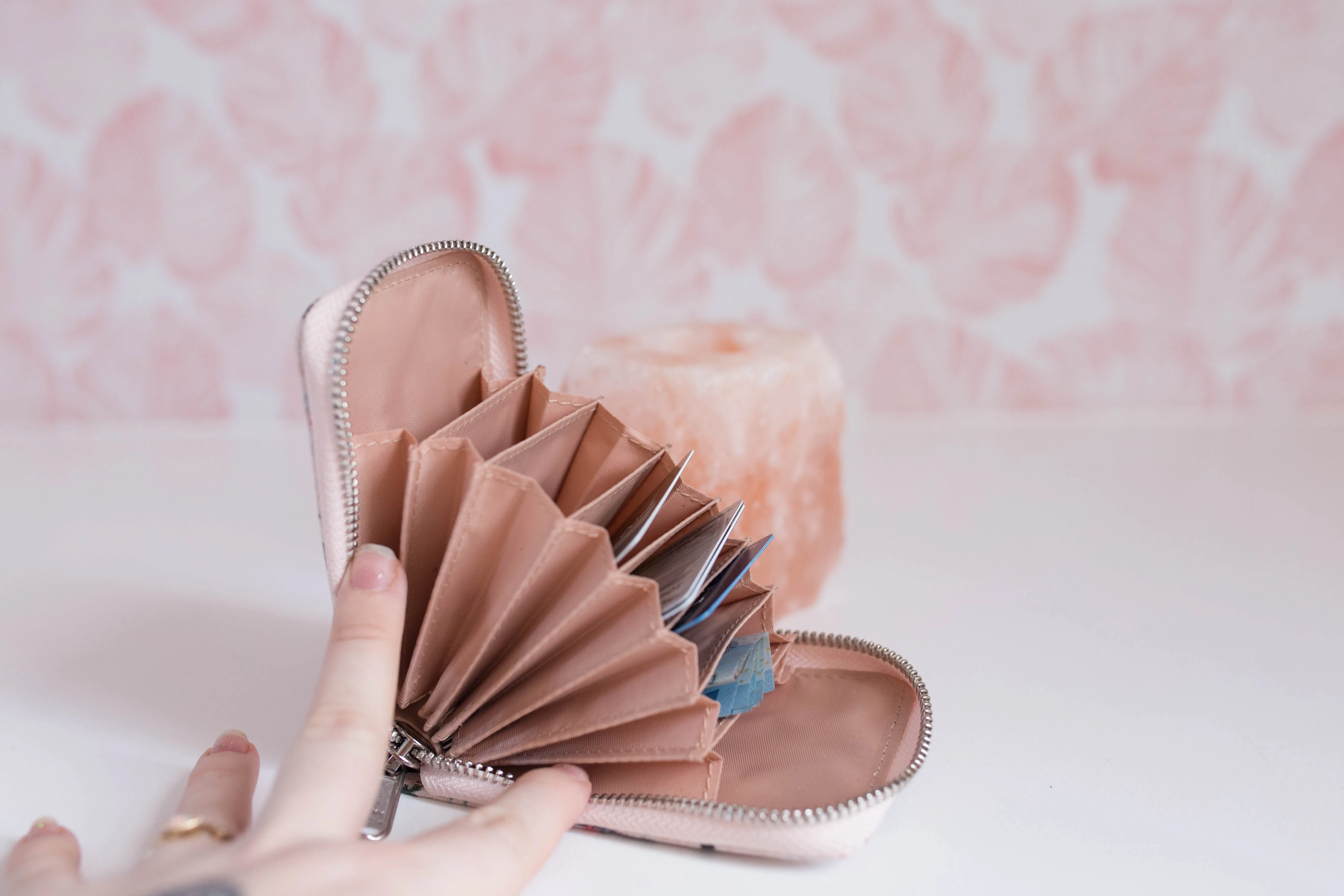 Card Holder Wax Canvas - Blush Fable