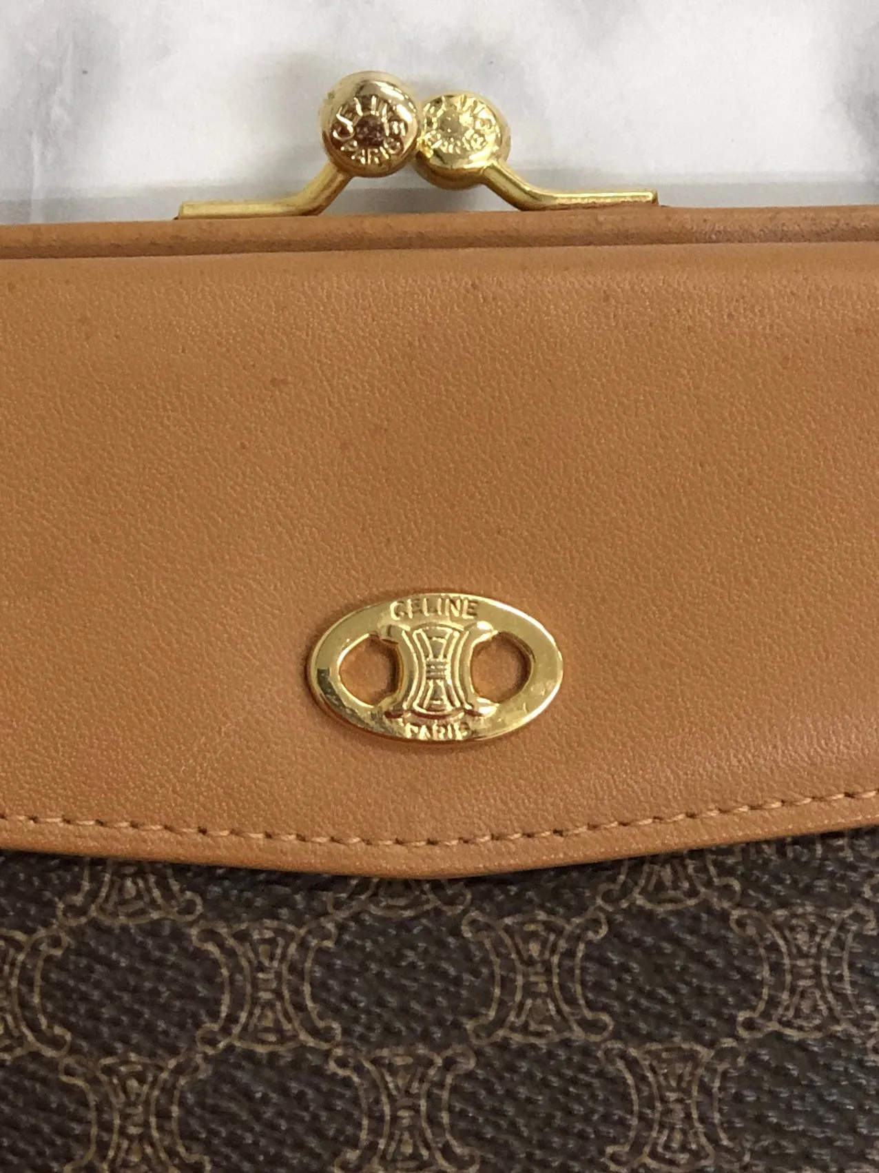 CELINE Macadam Blason Metal Clasp Wallet Brown Vintage 6z8bzg