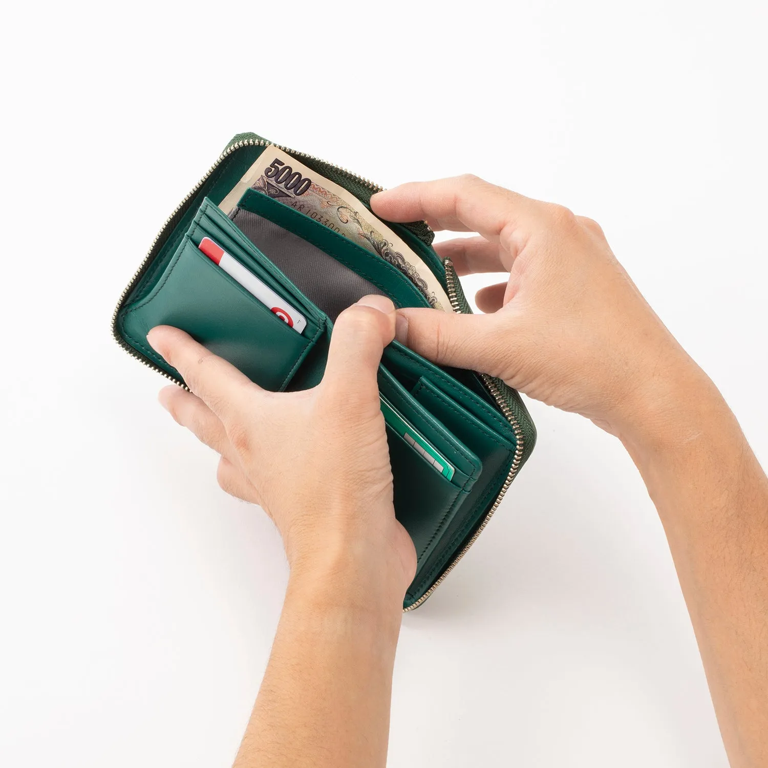 CRONY. | クルニー　Middle Wallet