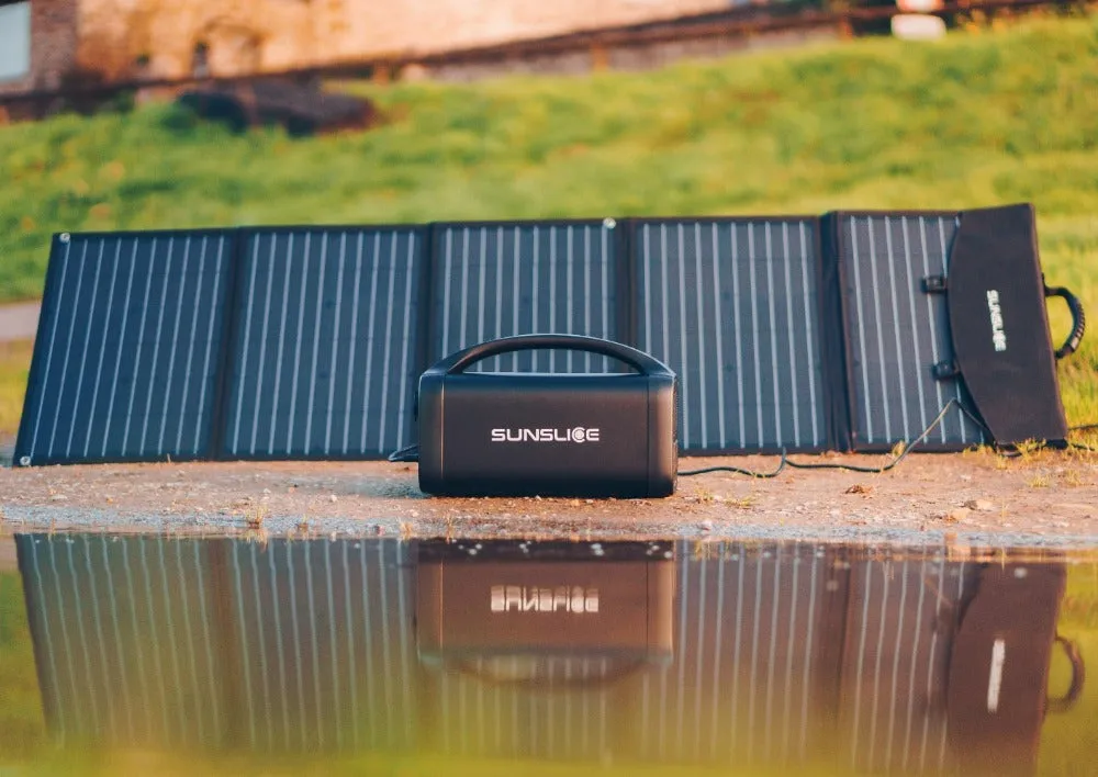 Fusion 150 Watts - Foldable and Portable Solar Panel