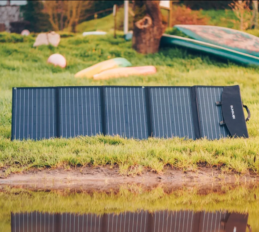 Fusion 150 Watts - Foldable and Portable Solar Panel