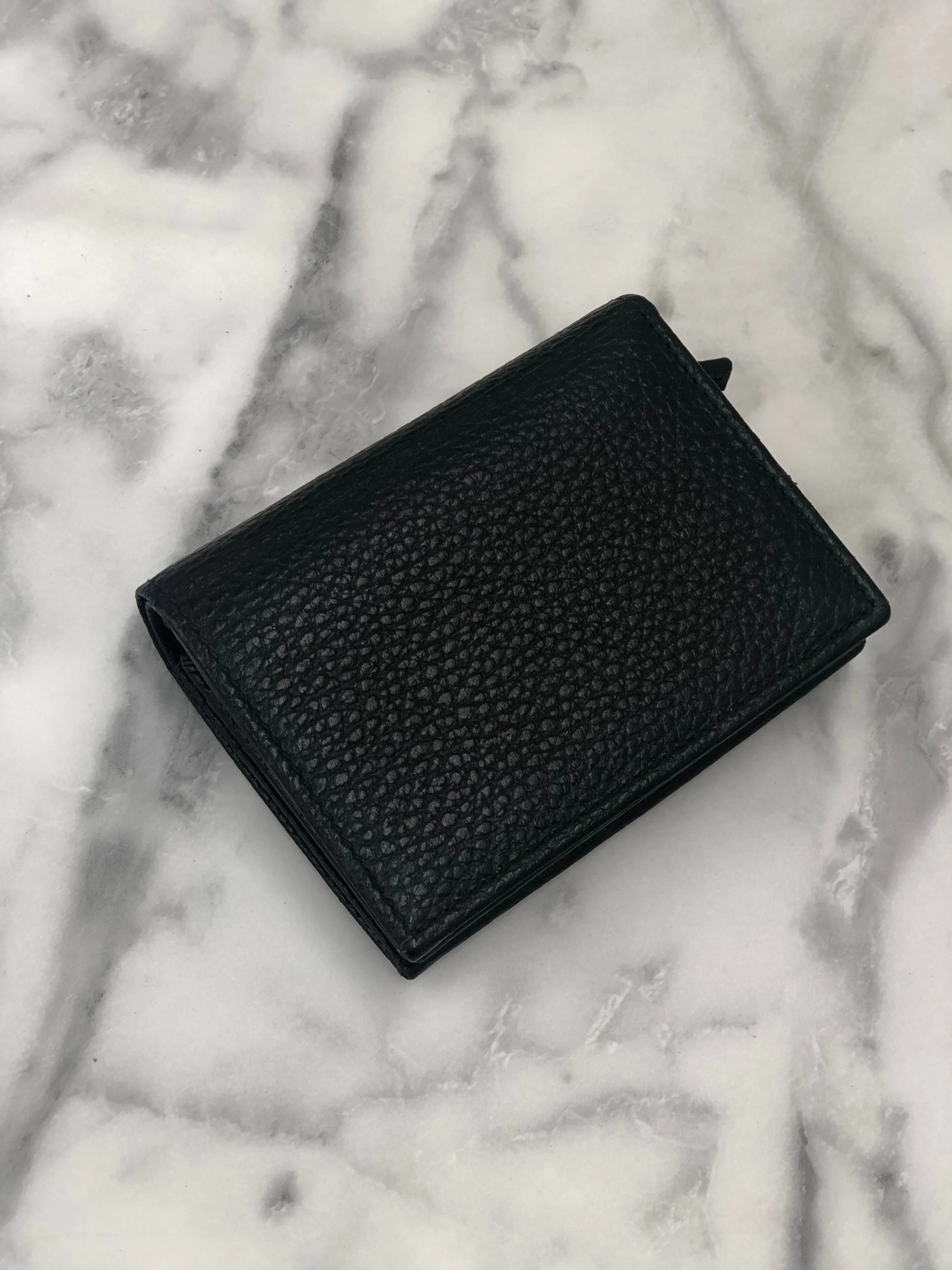 GUCCI Compact Wallet Marmont Black GG  yhbkcy