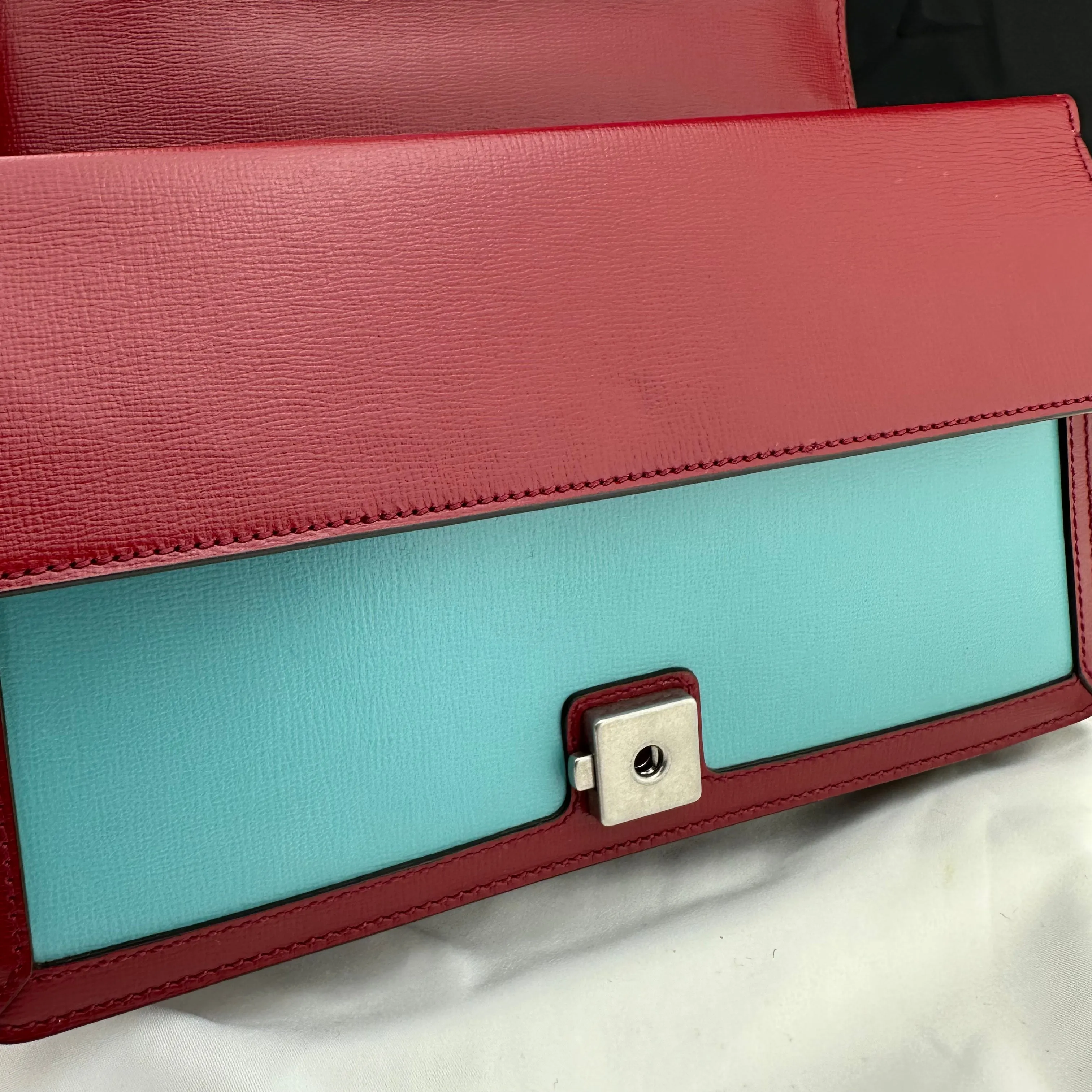 Gucci Small Dionysus Shoulder Bag in Ivory and Blue with Red Trim