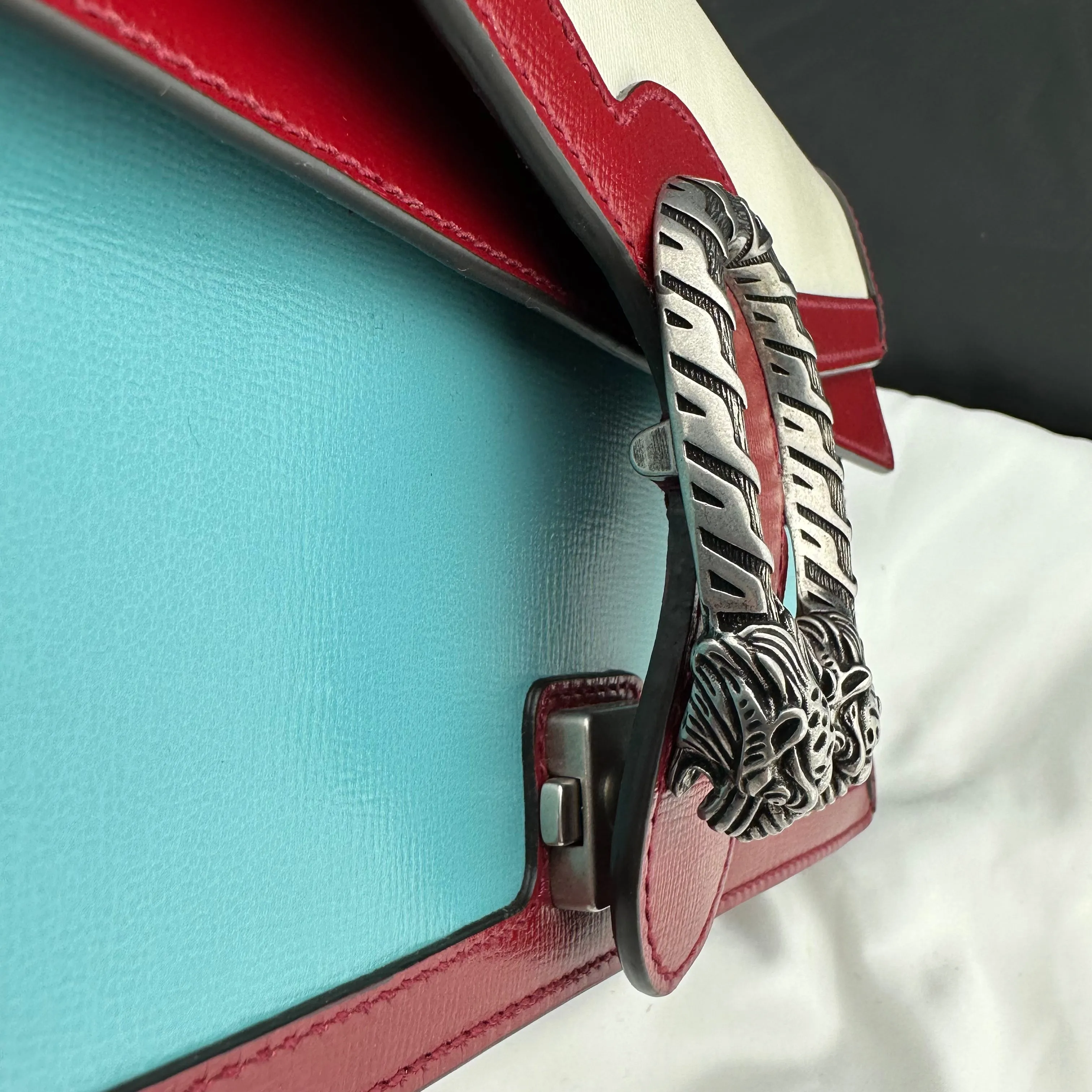 Gucci Small Dionysus Shoulder Bag in Ivory and Blue with Red Trim