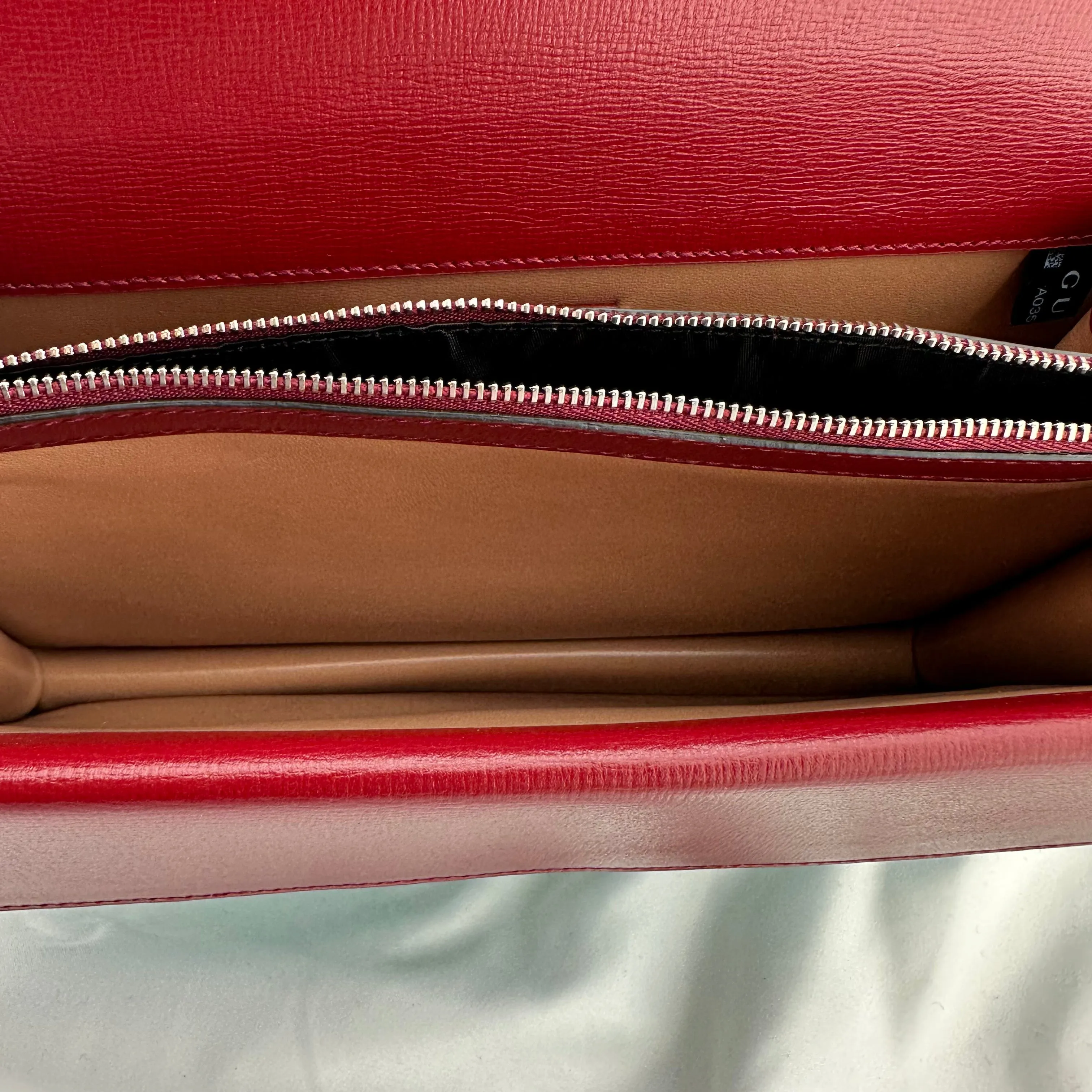 Gucci Small Dionysus Shoulder Bag in Ivory and Blue with Red Trim
