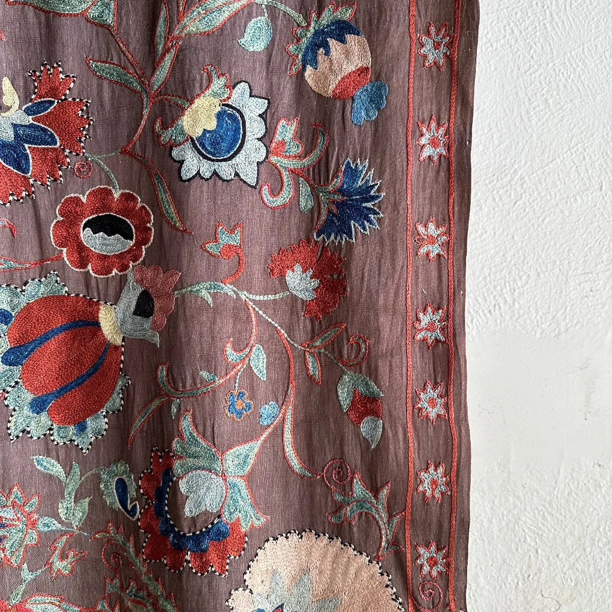 Hand Stitched All Silk Suzani (SU240322 | 28 x 127")