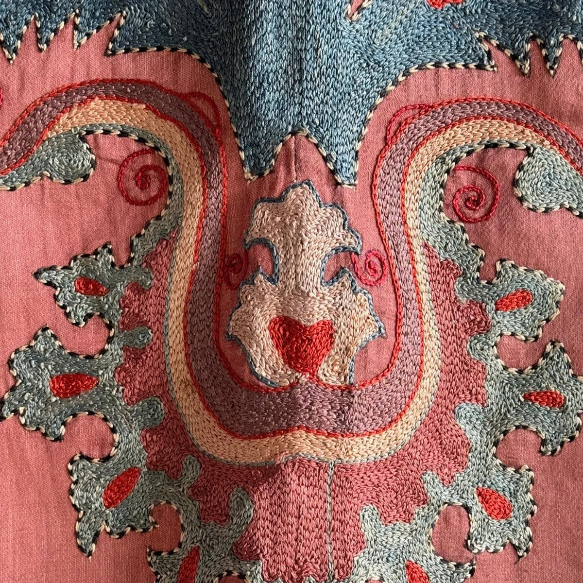 Hand Stitched Suzani (CSSU010124 | 44 x 64")