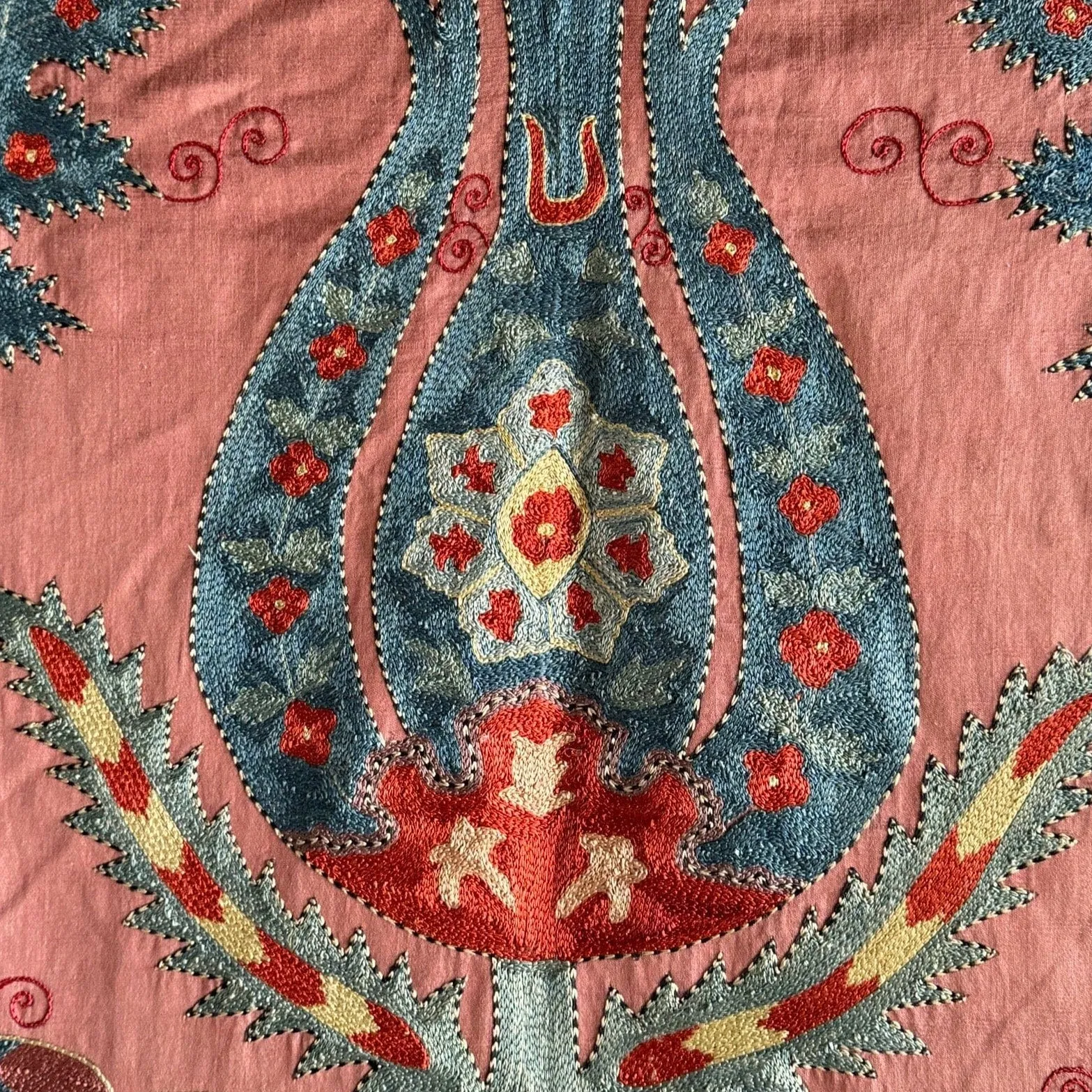 Hand Stitched Suzani (CSSU010124 | 44 x 64")