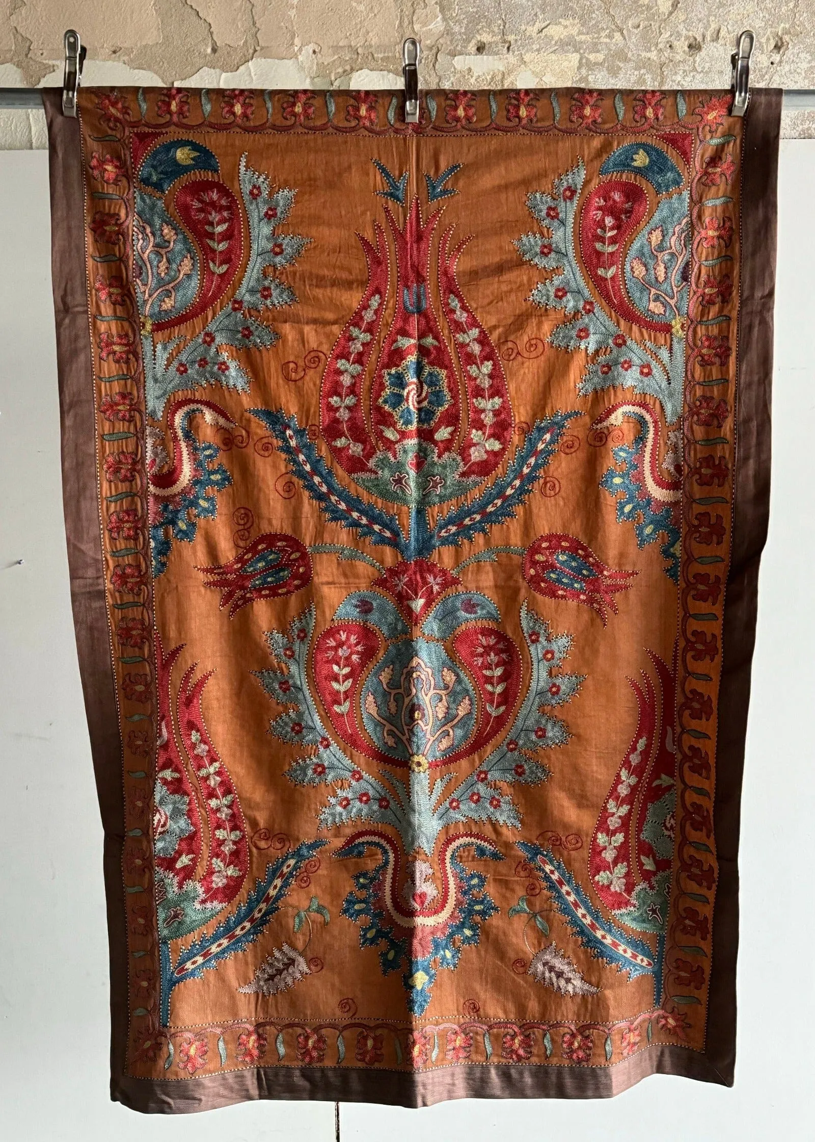 Hand Stitched Suzani (CSSU010524 | 42 x 63")
