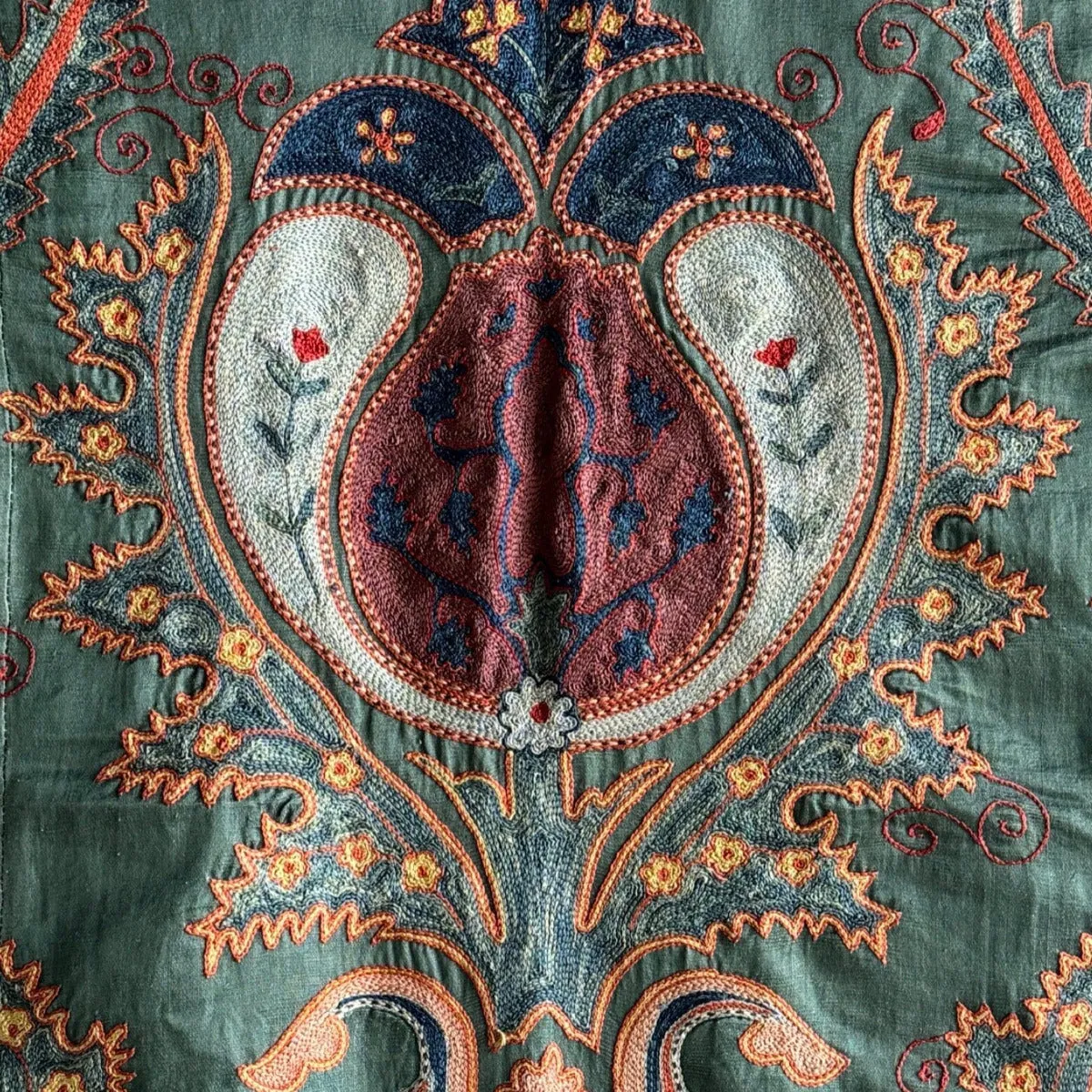 Hand Stitched Suzani (CSSU011024 | 64 x 88")