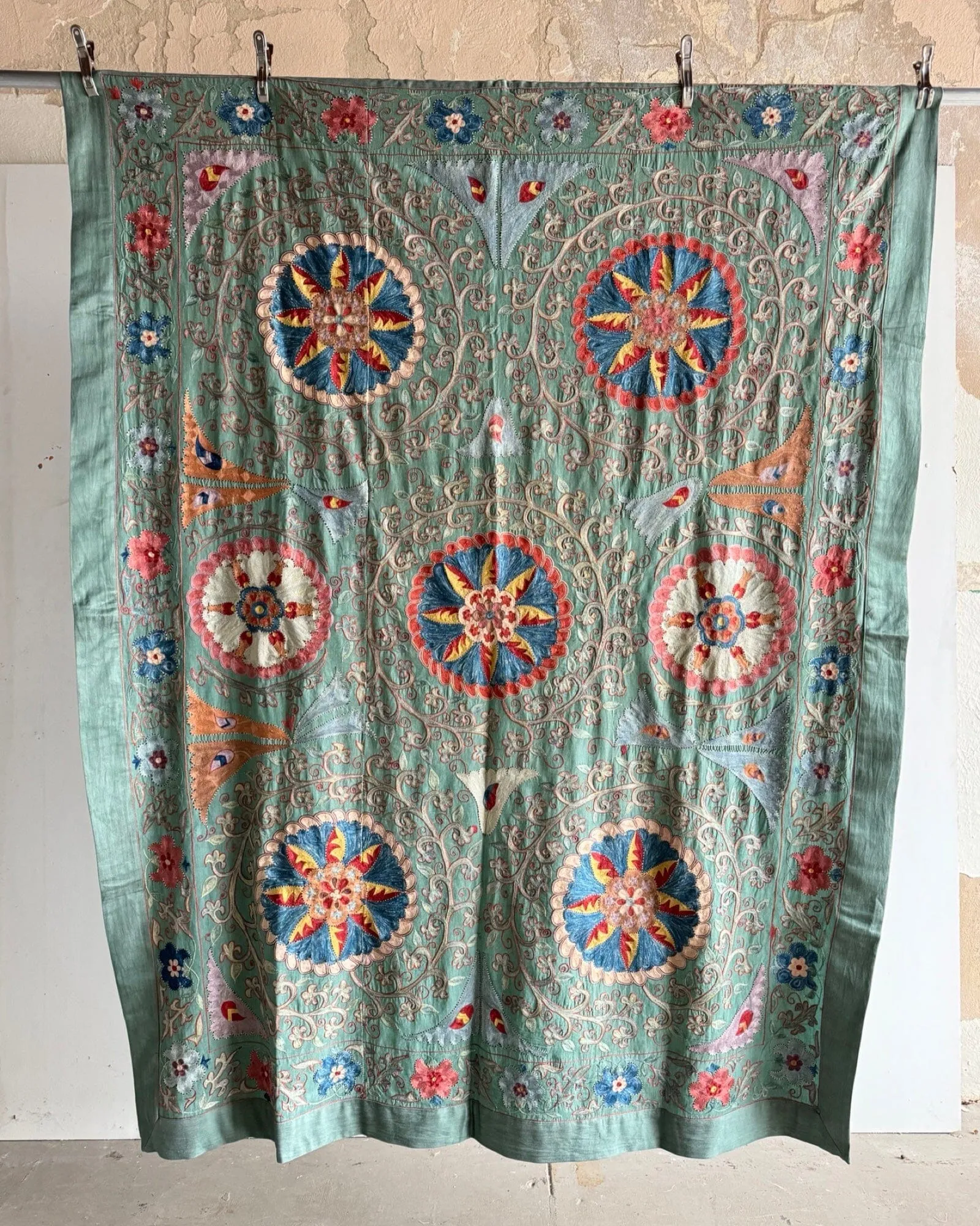 Hand Stitched Suzani (CSSU011824 | 63 x 82")