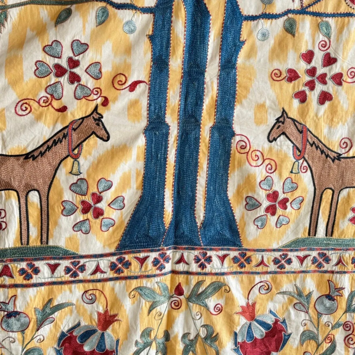Hand Stitched Suzani (CSSU012324 | 71 x 100")