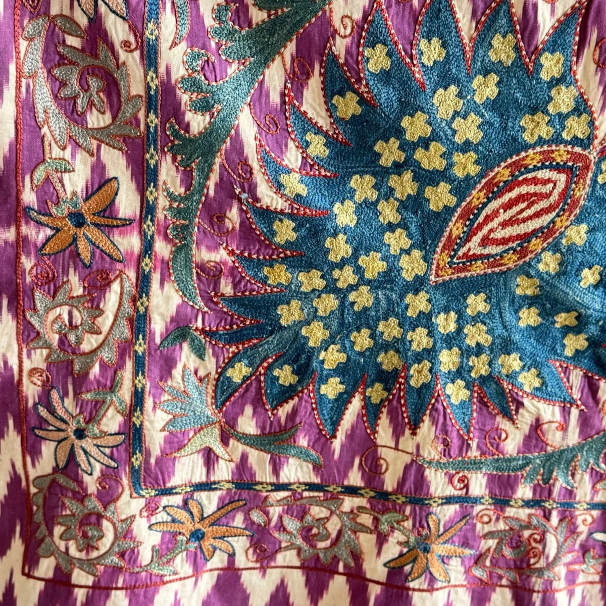 Hand Stitched Suzani (CSSU013324 | 83 x 103")
