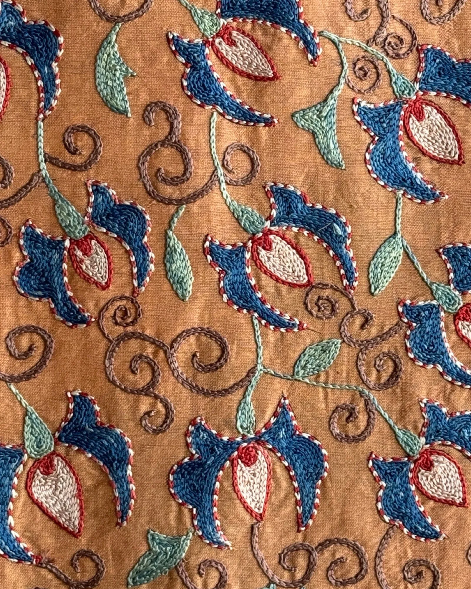 Hand Stitched Suzani (CSSU087724 |  84 x 105")