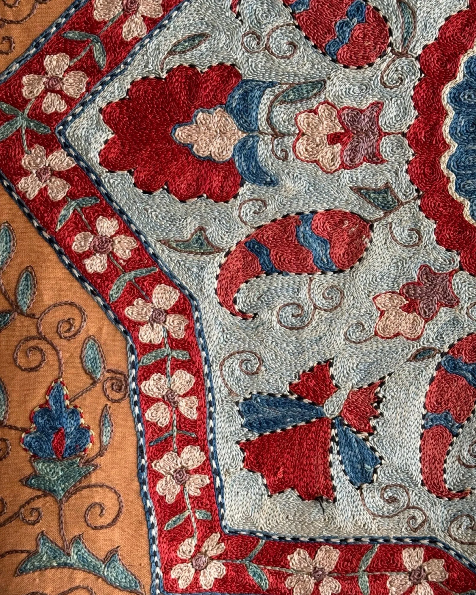 Hand Stitched Suzani (CSSU087724 |  84 x 105")