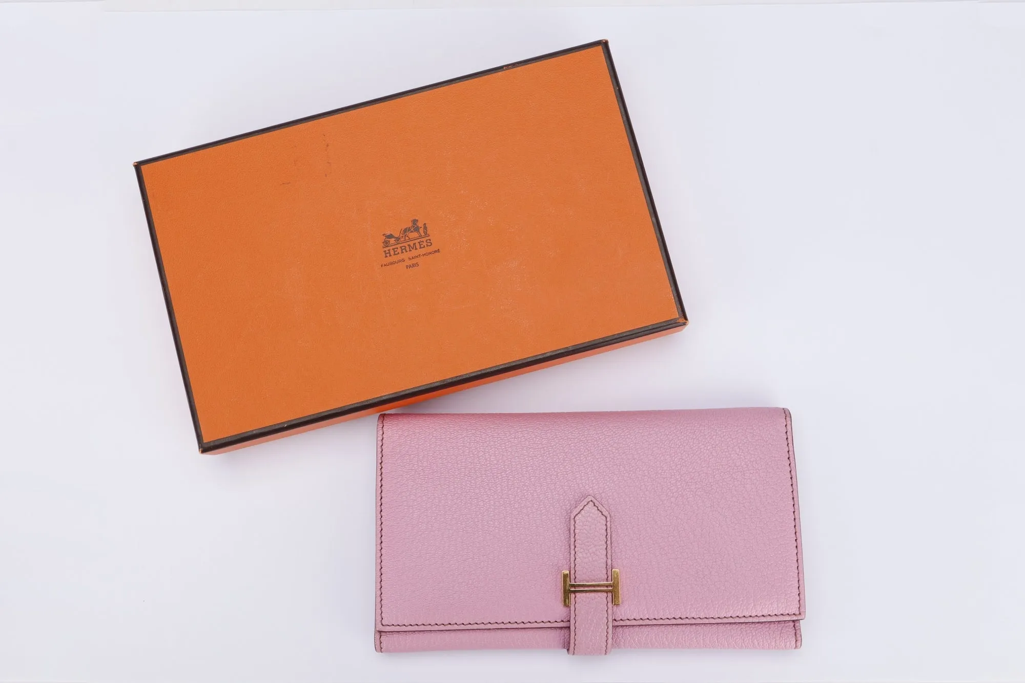 Hermes Bearn Wallet (Stamp M) Triple Fold Rose Sakura Chevre Leather, with Box