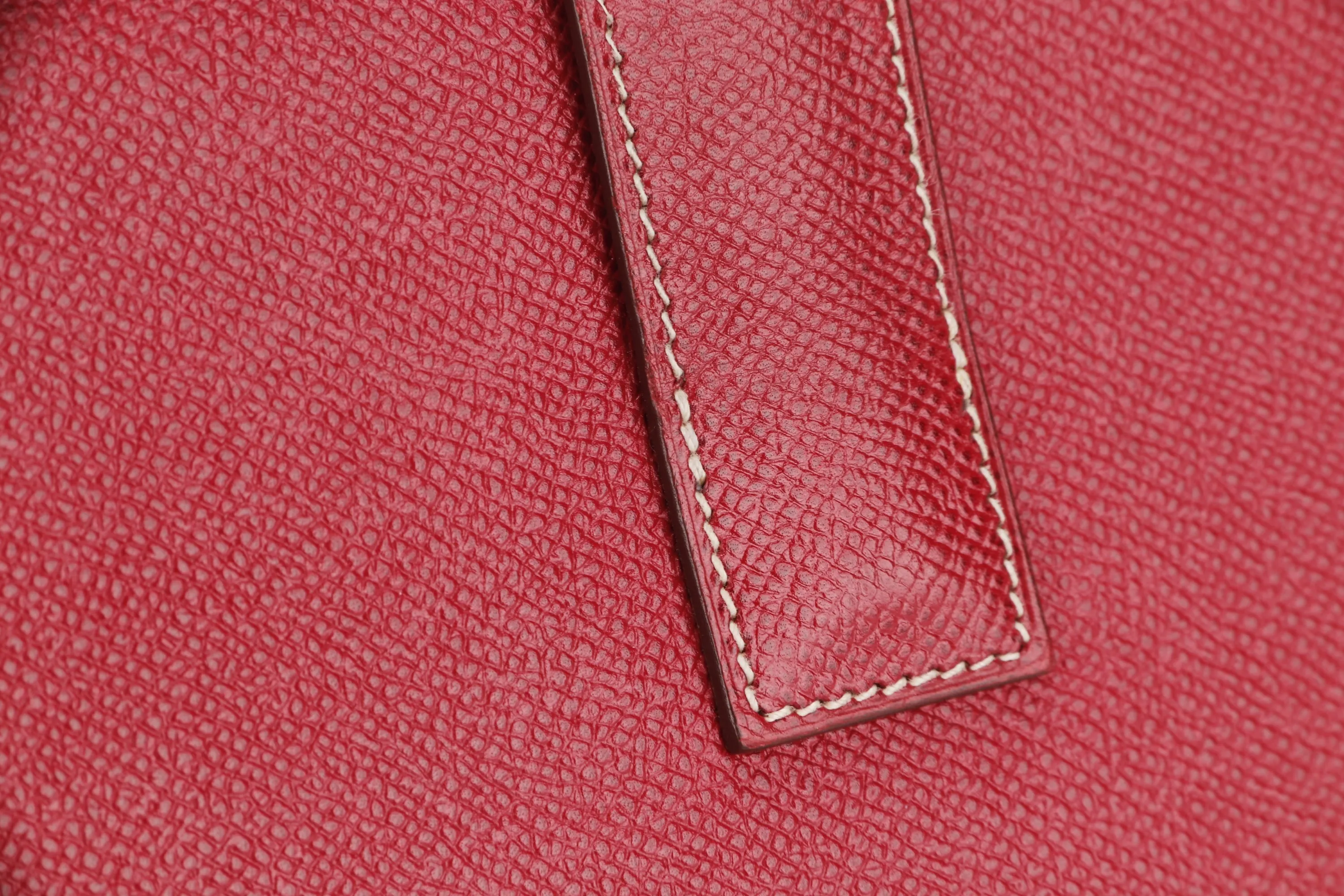 HERMES JEGE CLUTCH (NO STAMP) GRAIN COURCHEVEL RED LEATHER, WITH DUST COVER