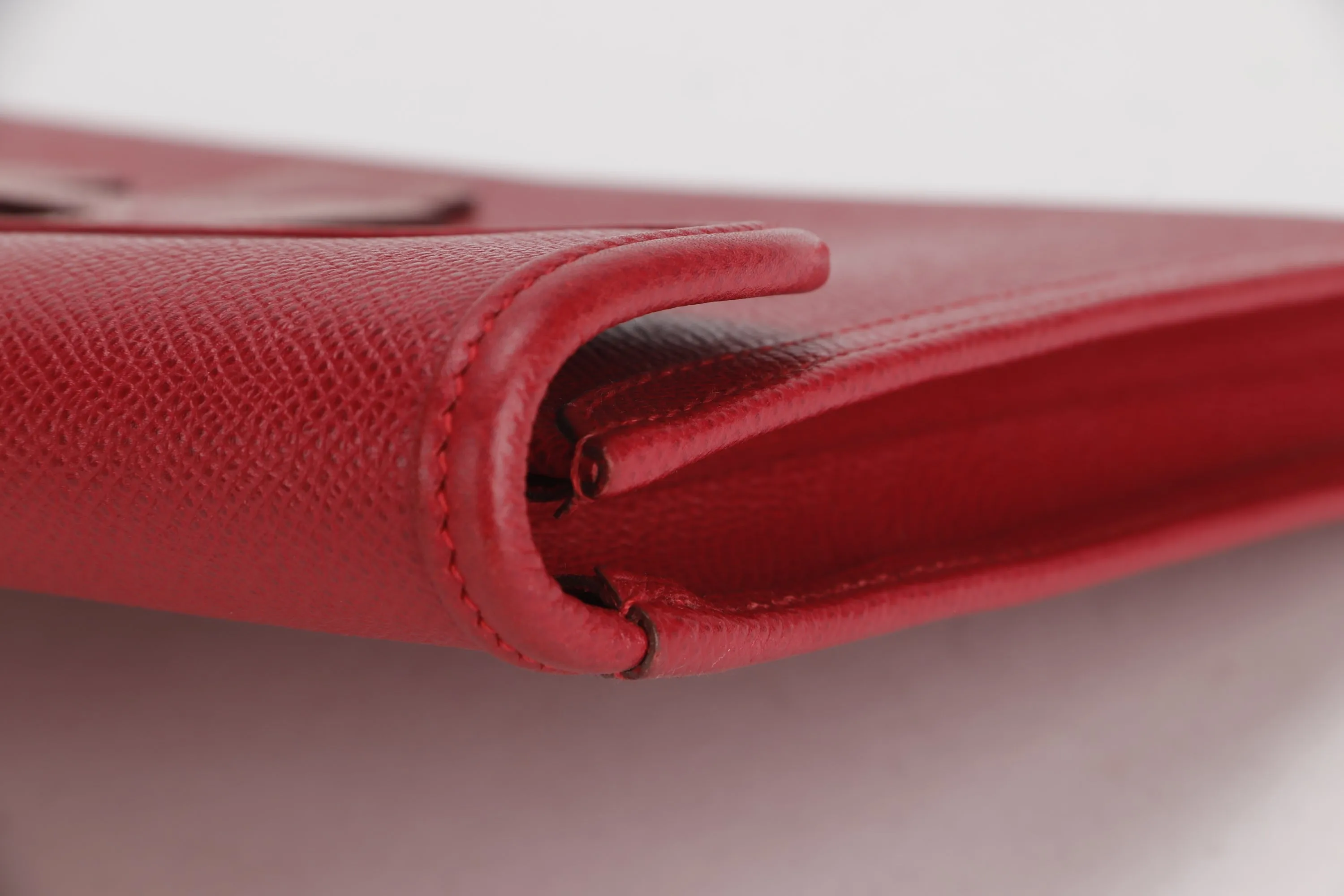 HERMES JEGE CLUTCH (NO STAMP) GRAIN COURCHEVEL RED LEATHER, WITH DUST COVER