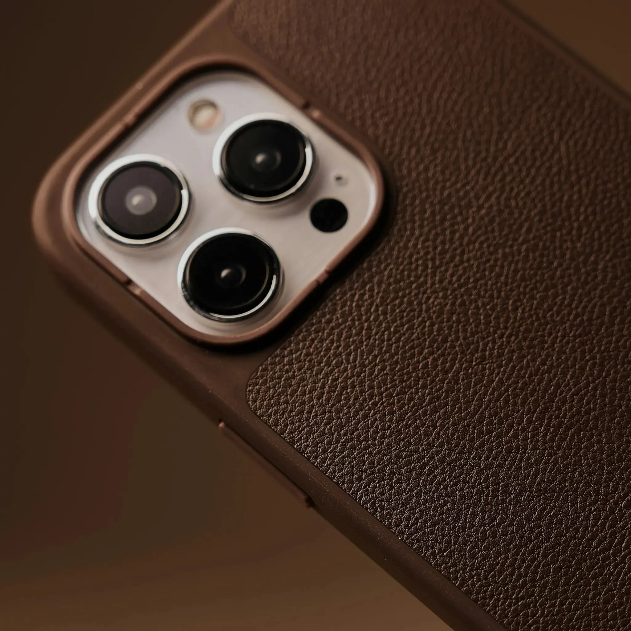 ICON Case with MagSafe for iPhone 15 Pro Max