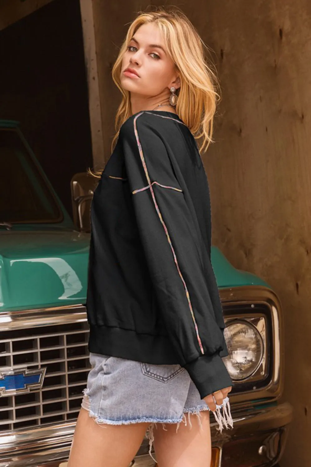 KaleaBoutique Contrast Rainbow Trim Drop Shoulder Pullover Sweatshirt
