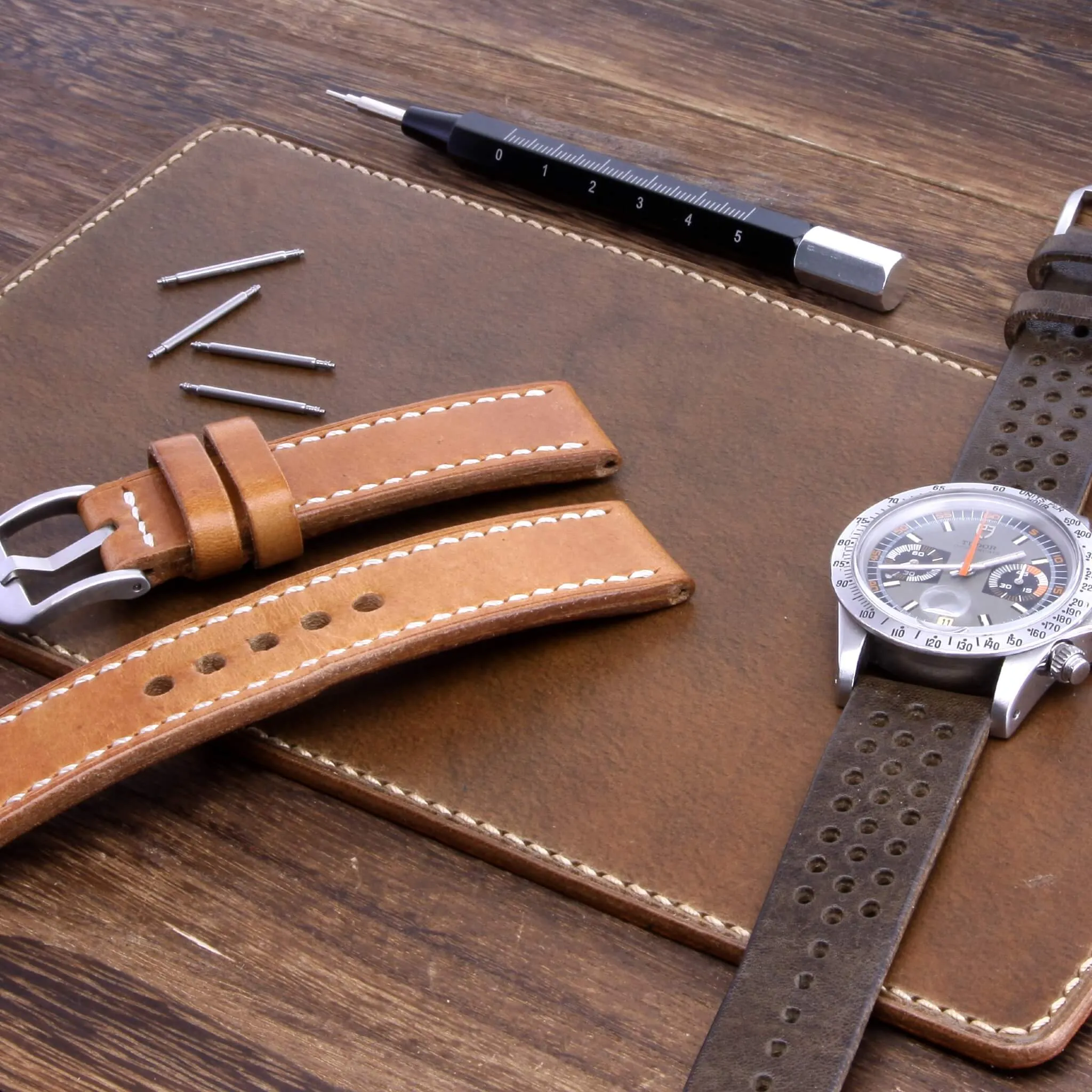 Leather Watch Valet, Sequoia 104
