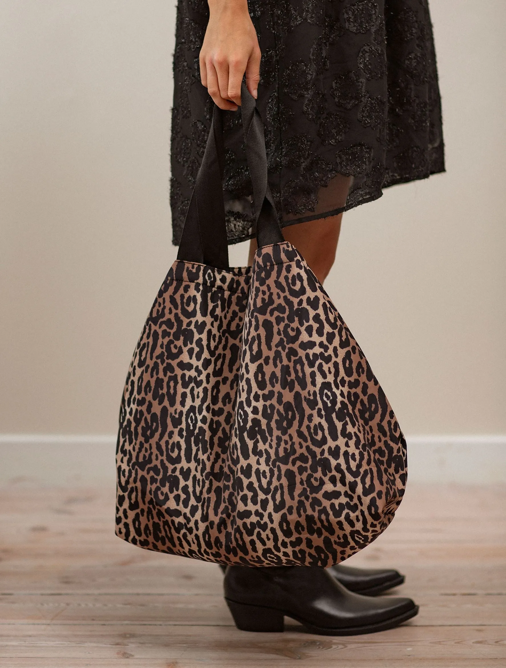 Leolar Foldable Bag