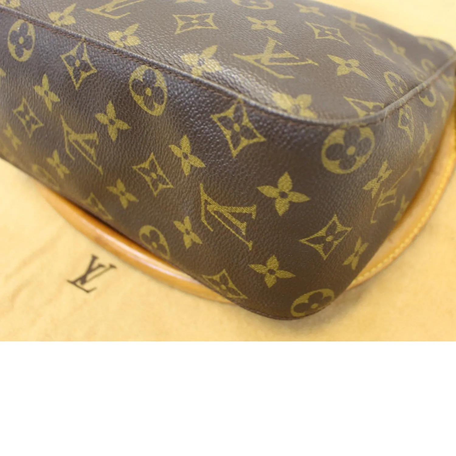 LOUIS VUITTON Looping MM Monogram Canvas Shoulder Bag Brown