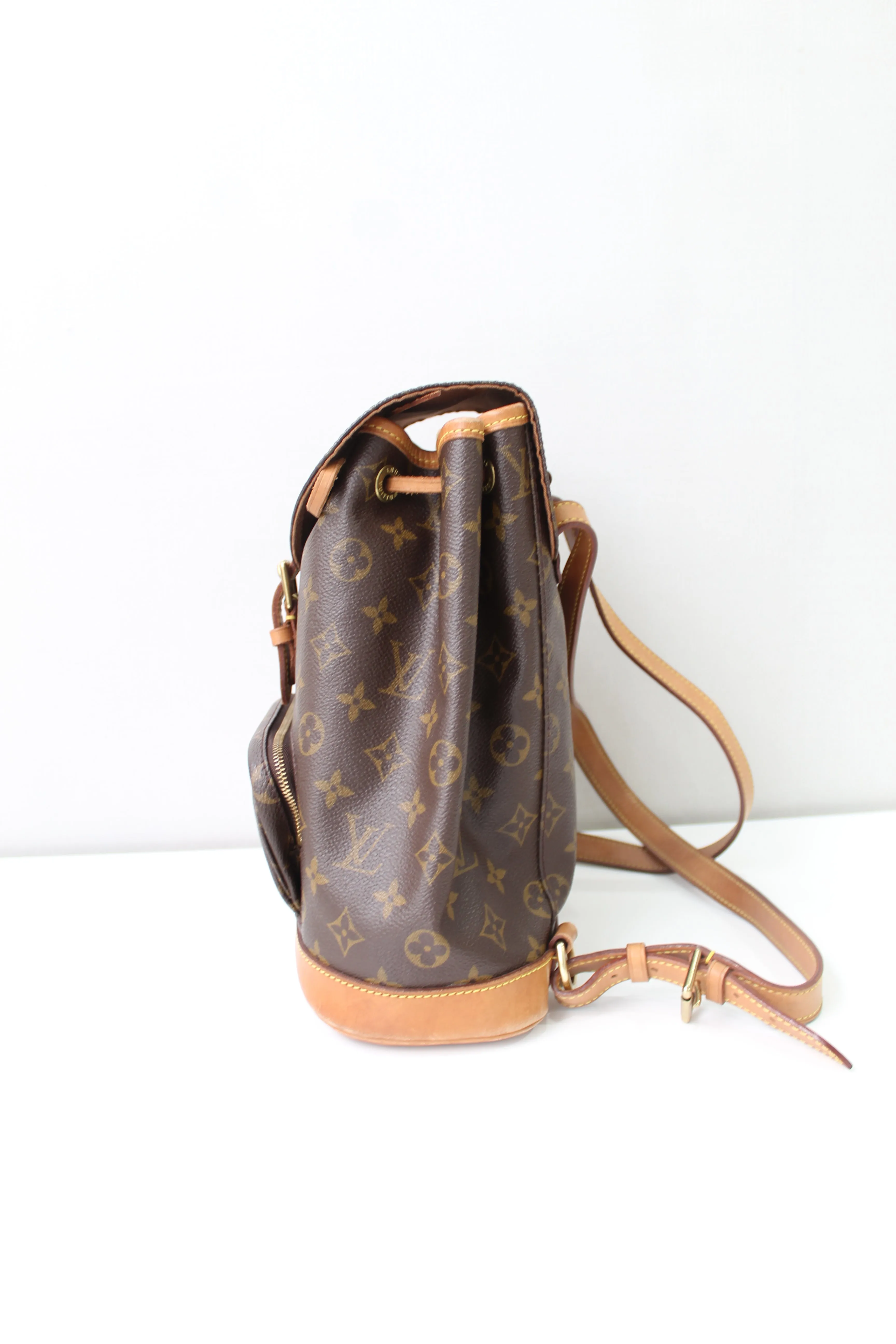Louis Vuitton Montsouris MM