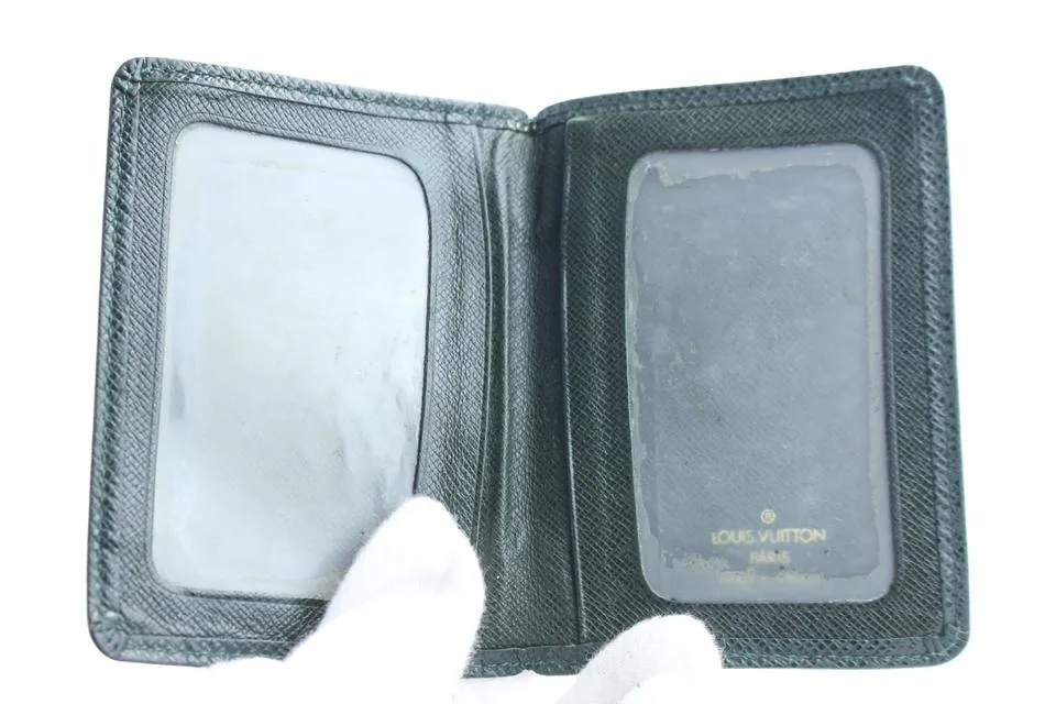 Louis Vuitton Taiga Wallet and Card Case Set 226904