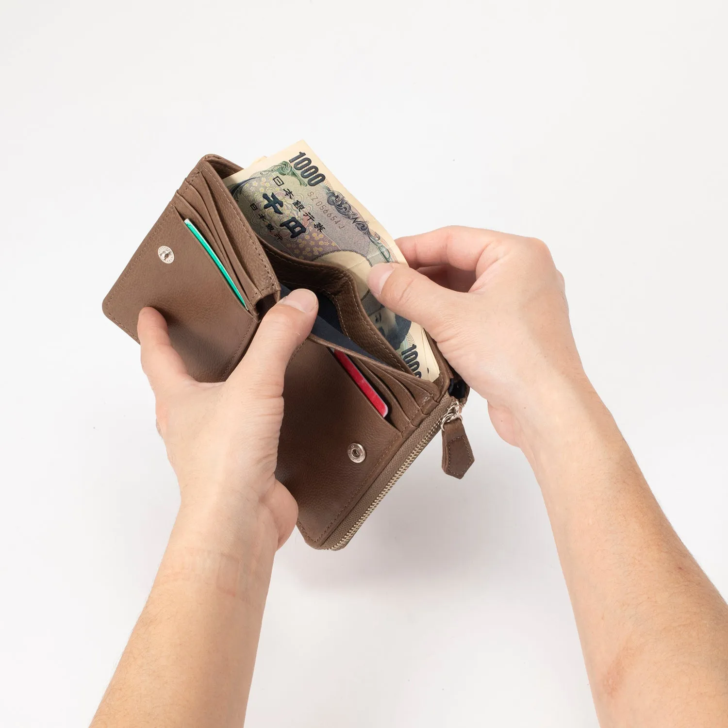 SiiLo | シーロ　Book Middle Wallet