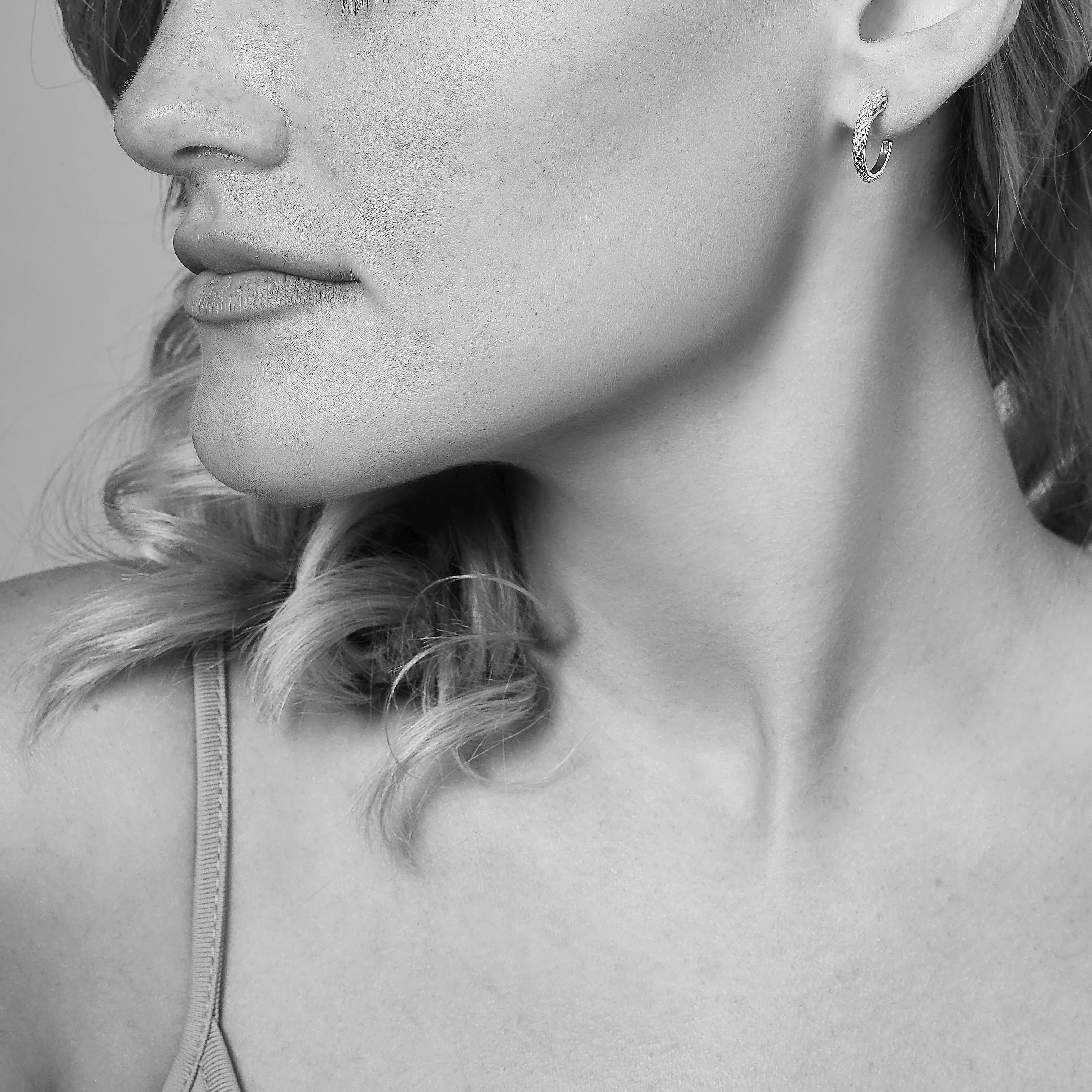 Spirit Python Hoop Earring 18mm - 18K Rose Gold Vermeil