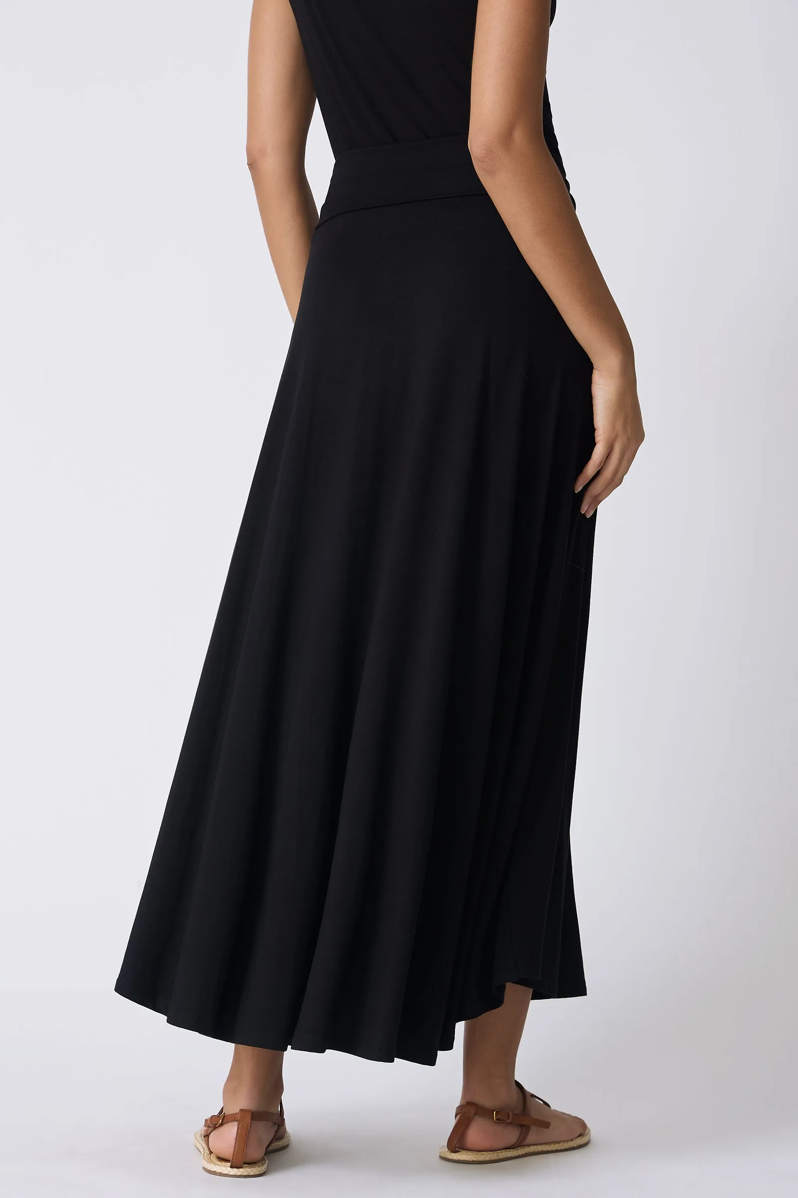 Thea Knit Kick Skirt - Black