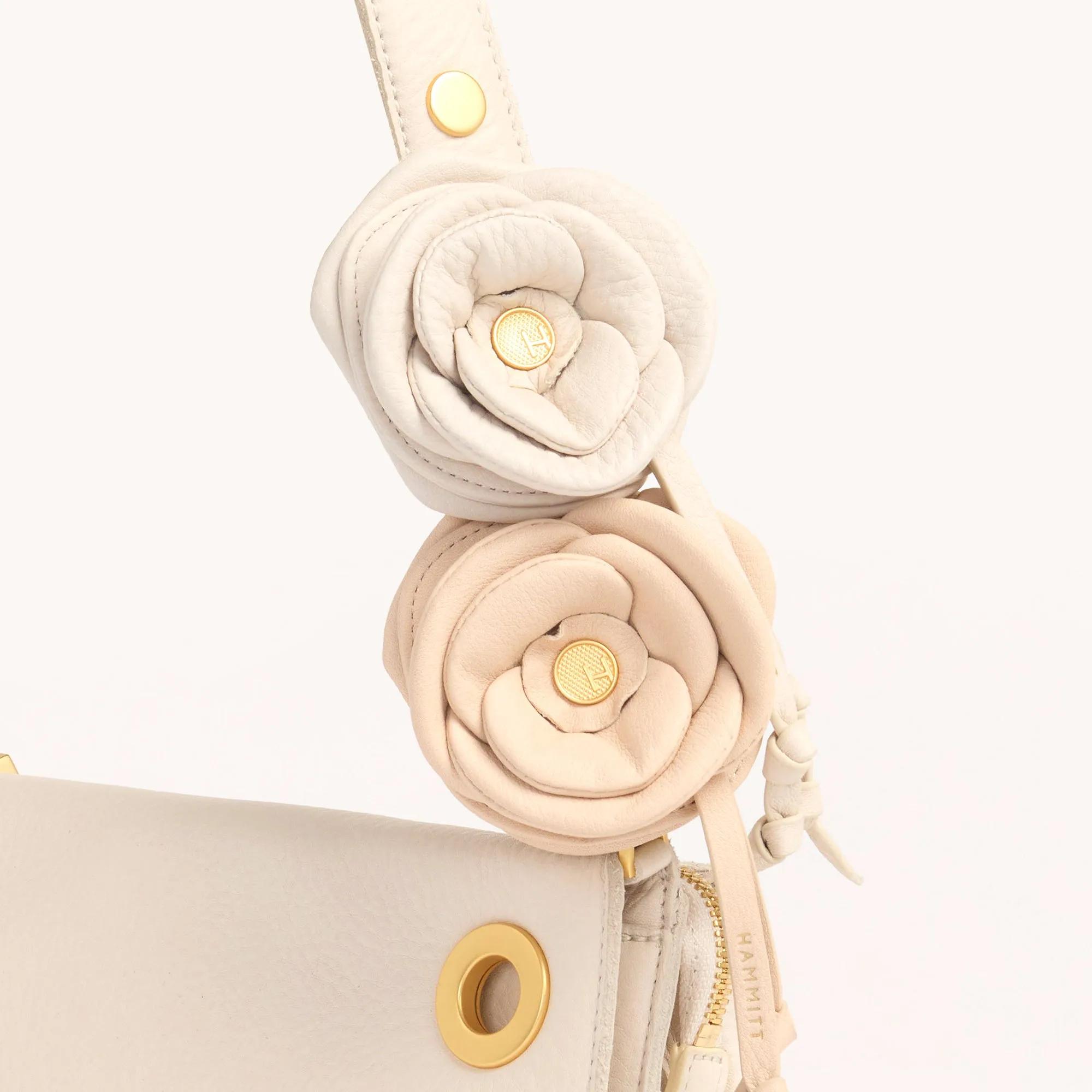Vince Floral Charm | Calla Lily White/Brushed Gold