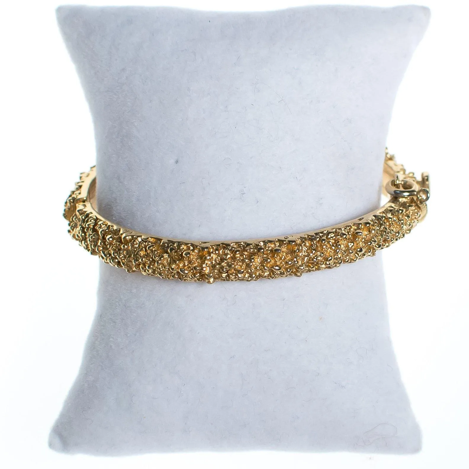 Vintage Crown Trifari Mid Century Modern Gold Pebbled Textured Bangle Bracelet
