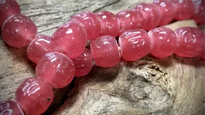 Vintage Miriam Haskell Baroque Glass Beads - Strawberry - 10mm