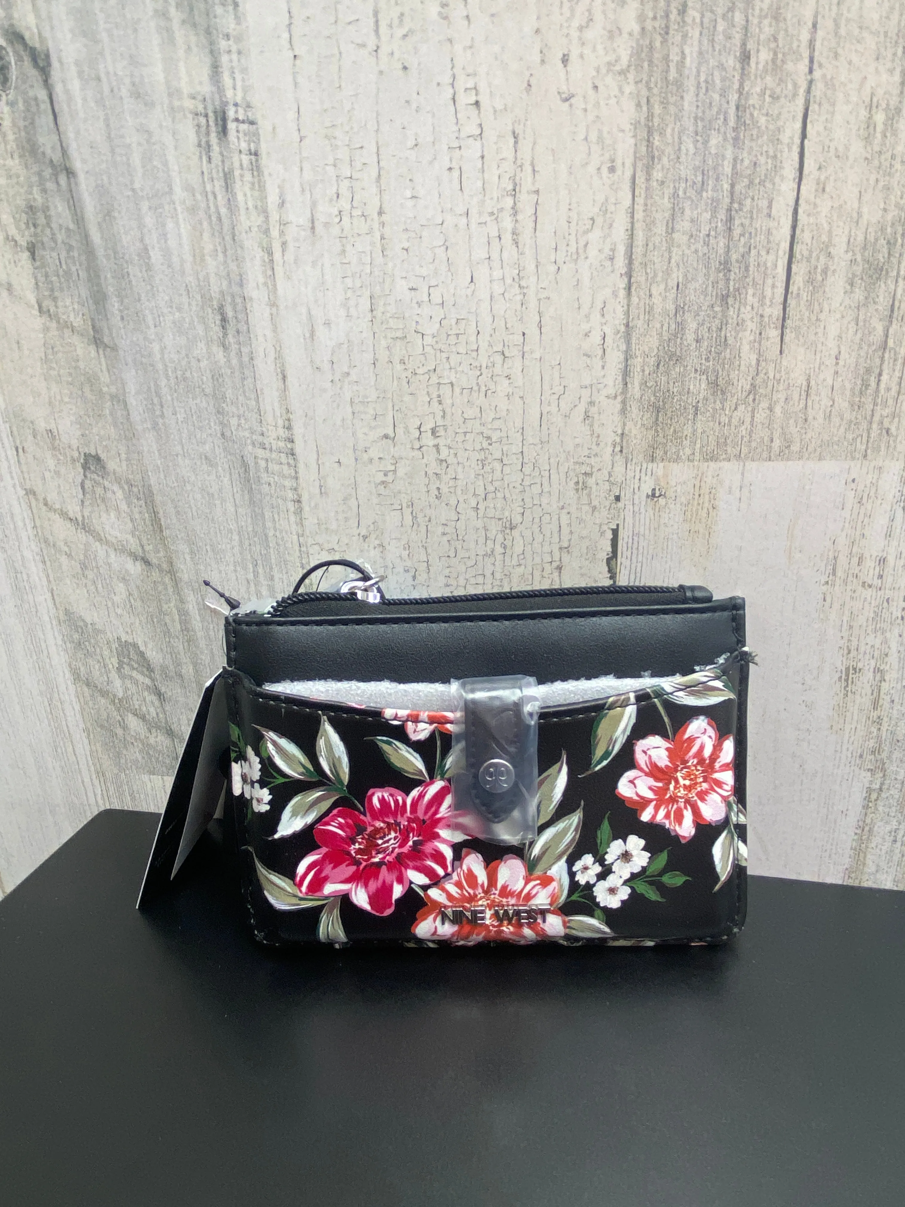 Wallet By Nine West  Size: Small