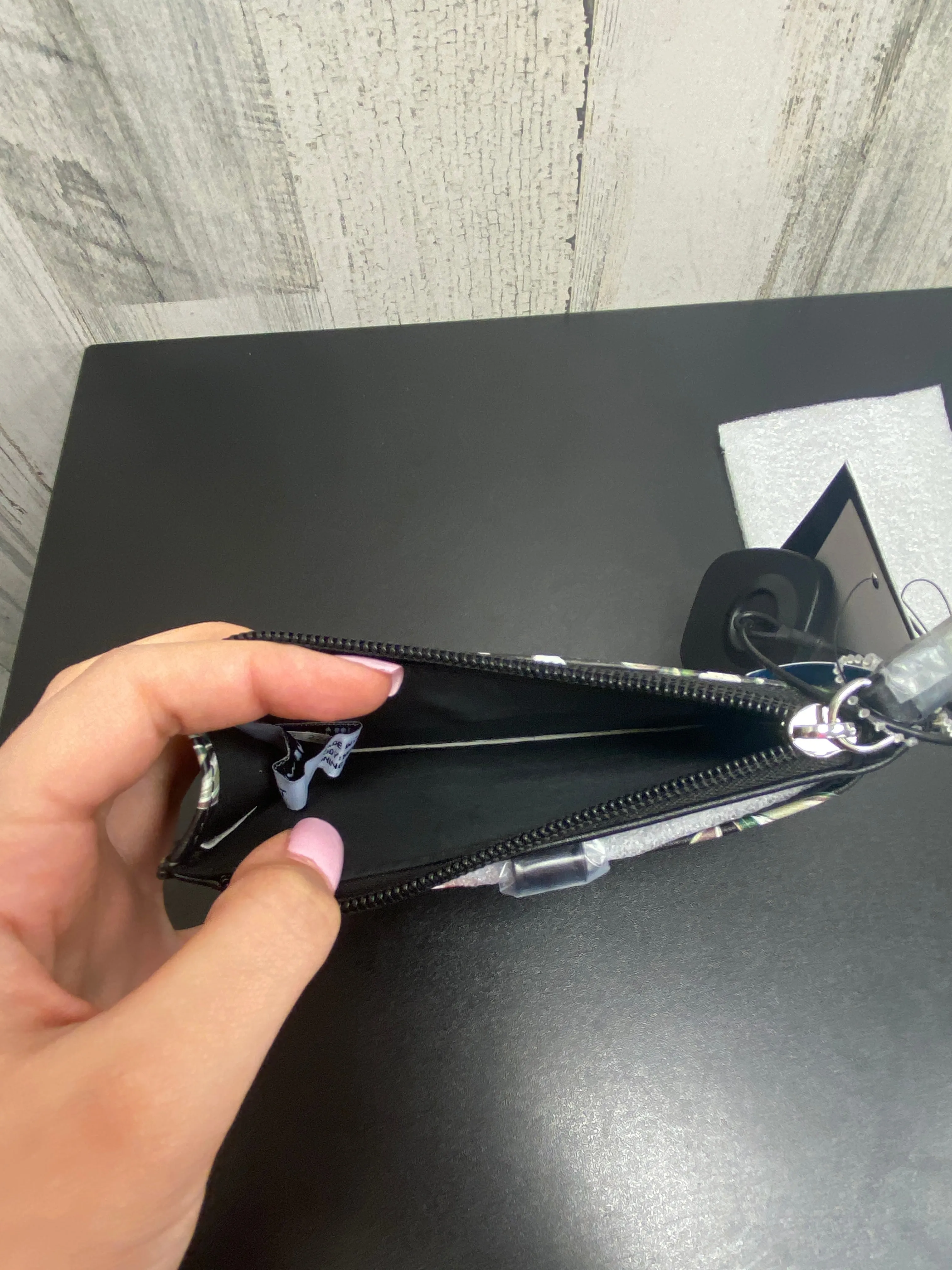 Wallet By Nine West  Size: Small