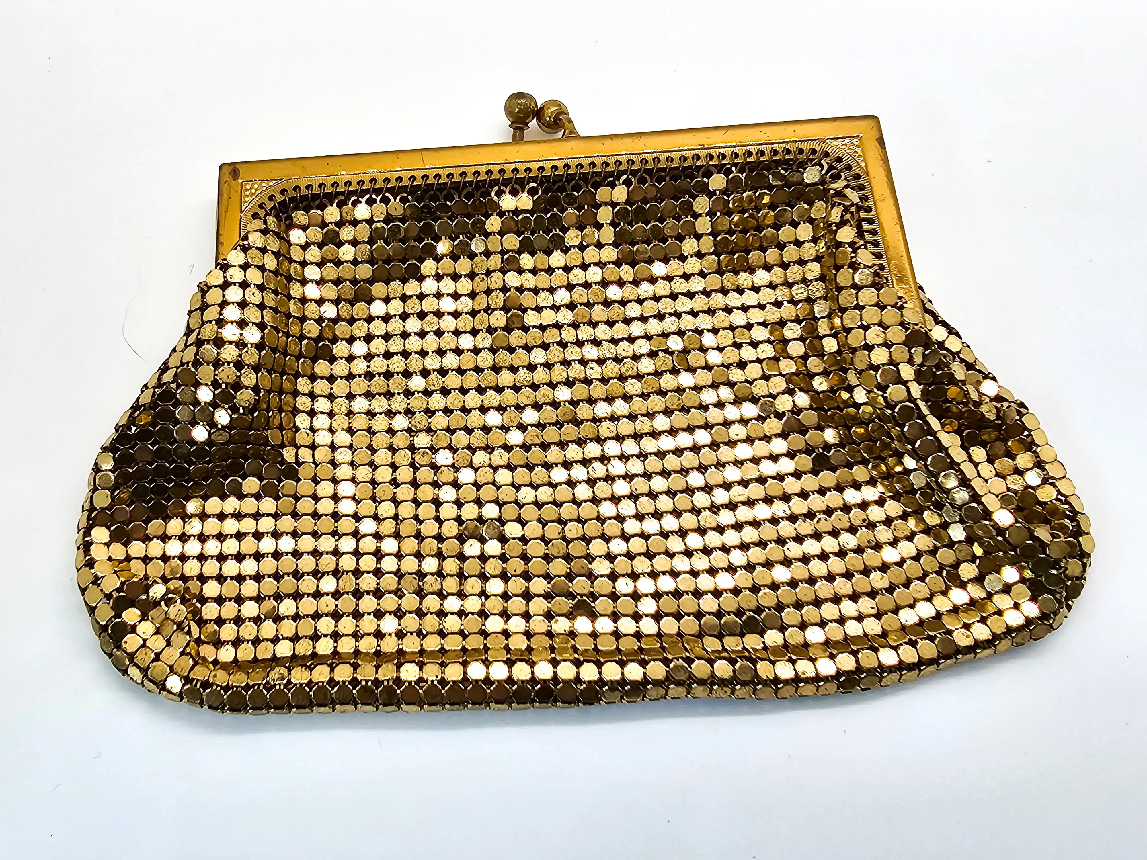 Whiting and Davis mid century vintage gold mesh metal clutch purse 1950's