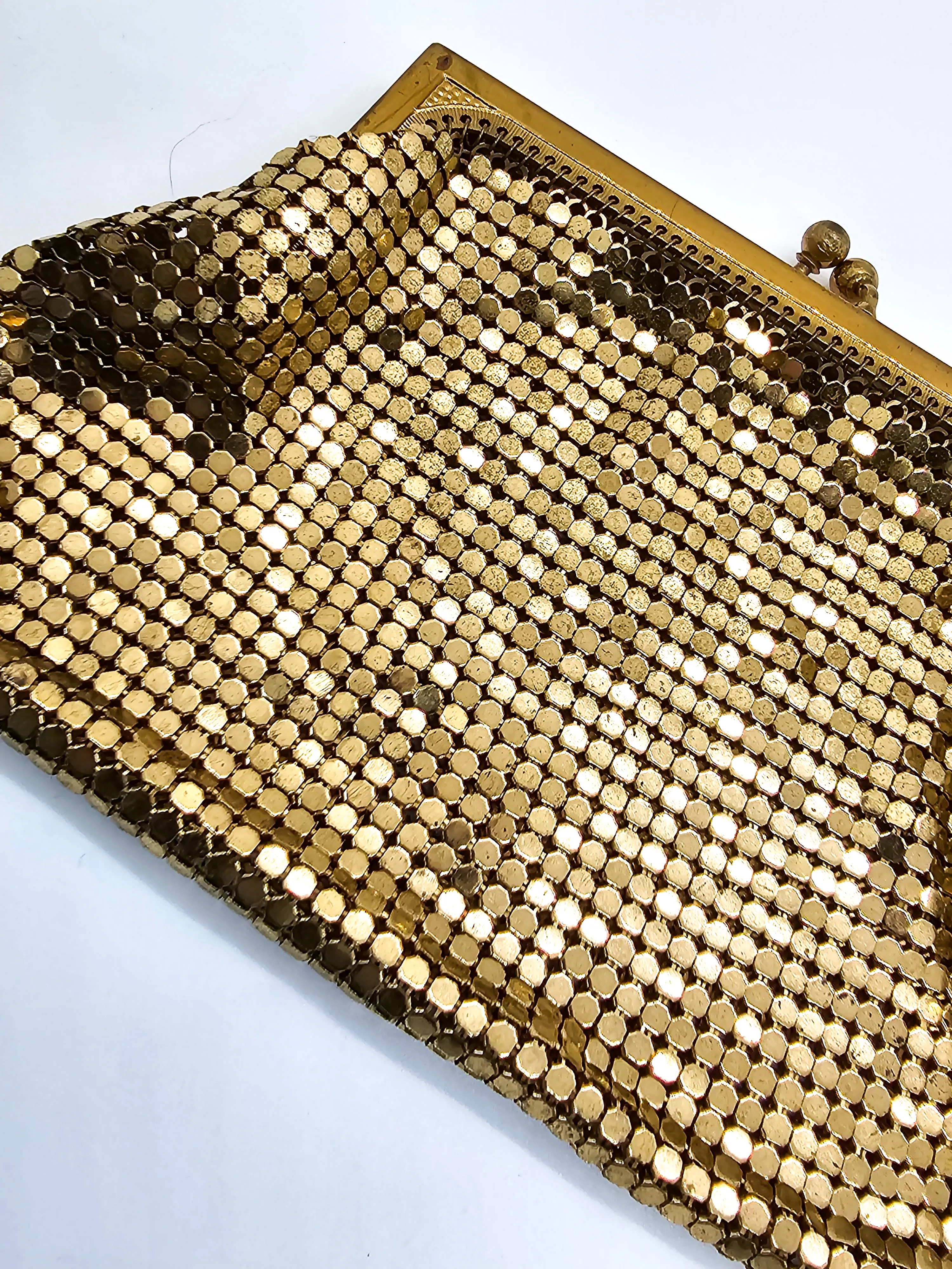 Whiting and Davis mid century vintage gold mesh metal clutch purse 1950's